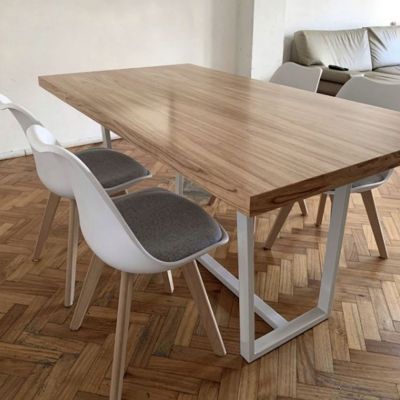 Mesa comedor Valencia patas inclinadas